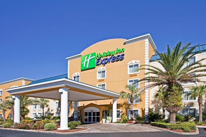 Holiday Inn Express Hotel & Suites Gainesville, An Ihg Hotel Exterior photo